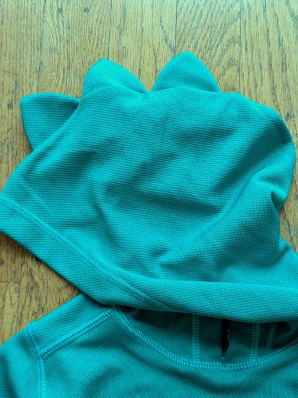 Baby Gap Rashguard - Picture 3 of 8